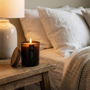 Jasmine & Sandalwood Natural Candle - Embracing - Image 4