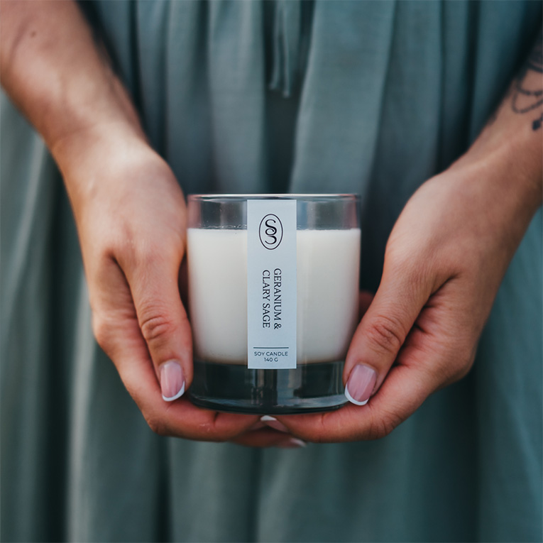 Geranium & Clary Sage Natural Candle - Harmonising - Image 5